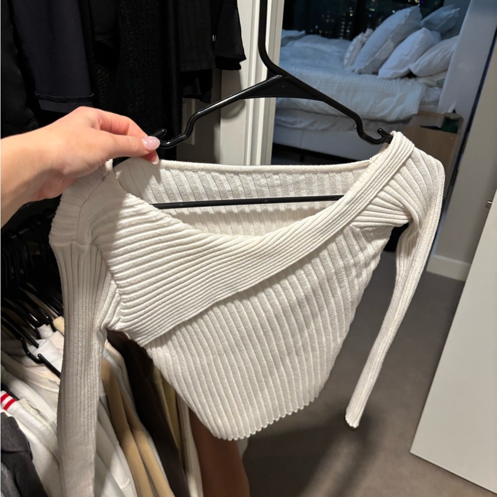 Elegant Off-Shoulder White Sweater